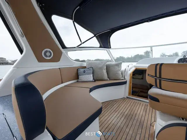 Sealine 380 Ambassador