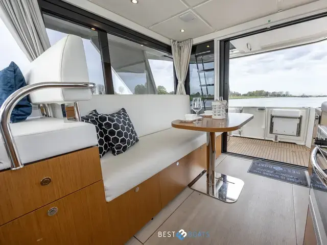 Beneteau Swift Trawler 30