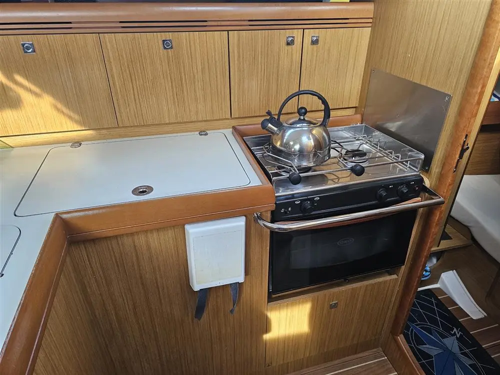 2008 Jeanneau sun odyssey 36i