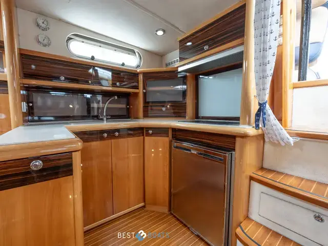 Sealine 380 Ambassador