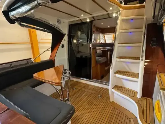 Nord West Yachts 370 Flybridge