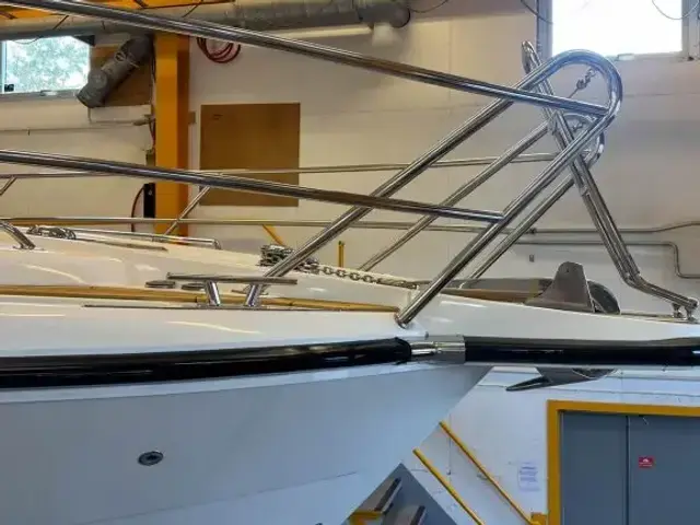 Nord West Yachts 370 Flybridge