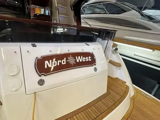 Nord West Yachts 370 Flybridge