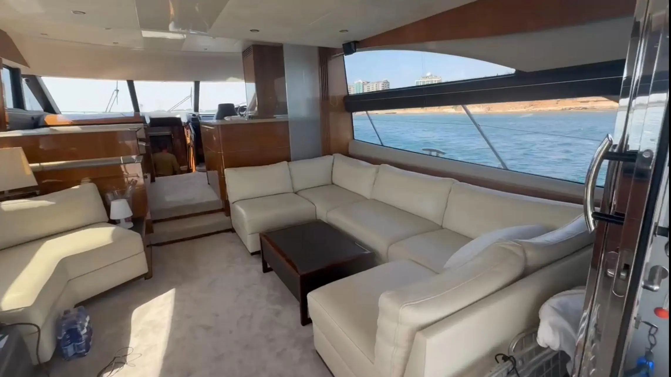 2012 Princess 60 flybridge