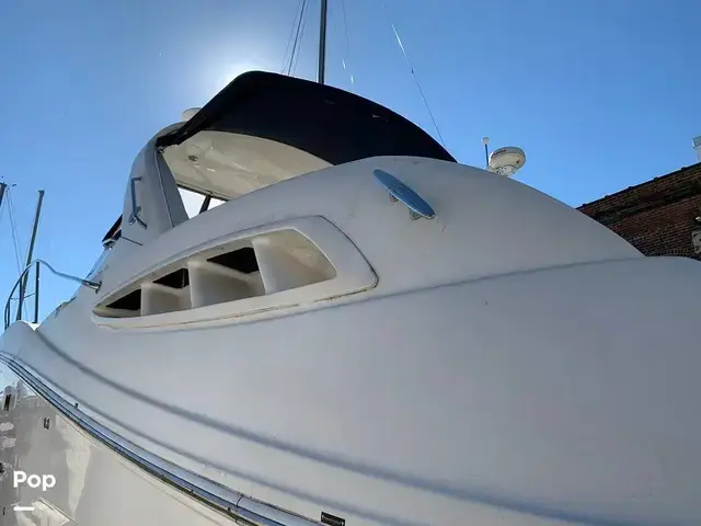 Sea Ray 330 Sundancer