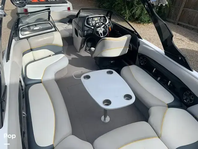 Malibu Wakesetter 23 Lsv