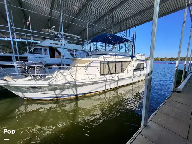 Bluewater 42 Coastal Cruiser