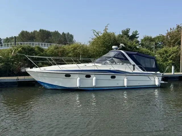 Fairline Targa 33