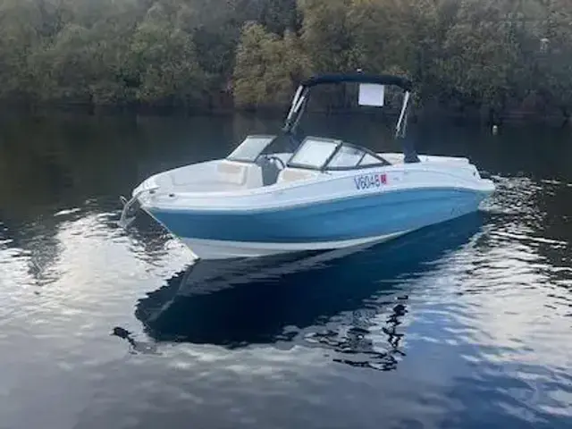 Bayliner VR6 Bowrider I-O