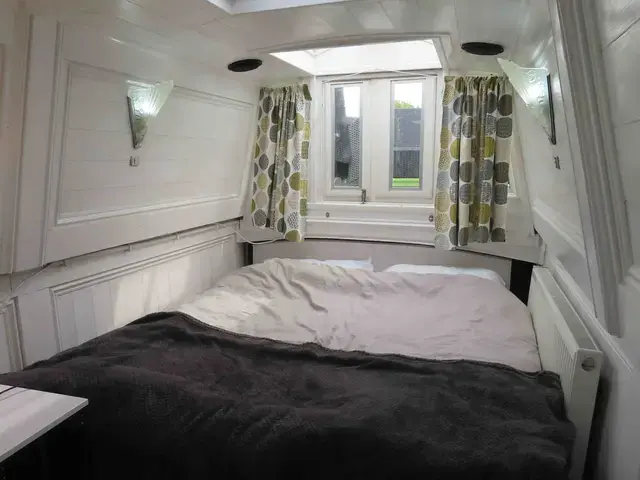 David Piper Narrowboat