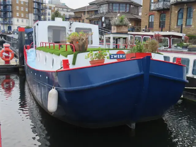 Tjalk Replica Barge