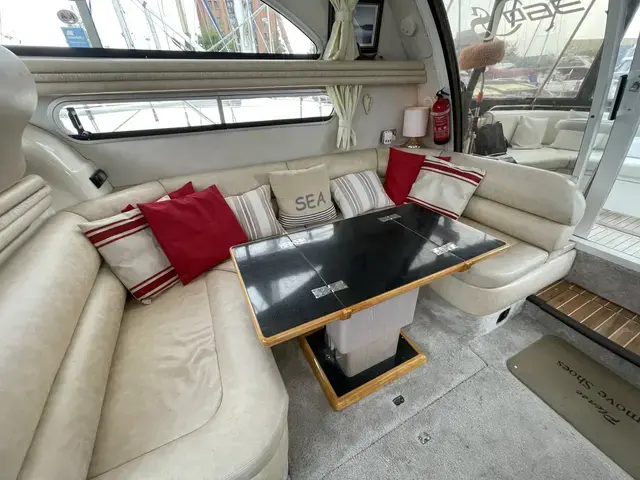 Sealine 360 Statesman