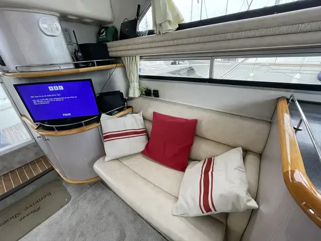 Sealine 360 Statesman