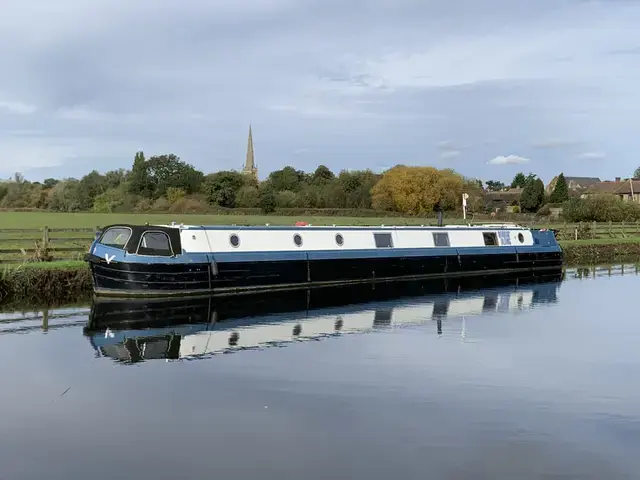 Viking Canal Boats 70 Widebeam