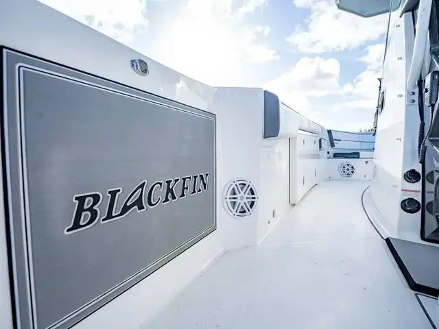 Blackfin Boats 332 CC