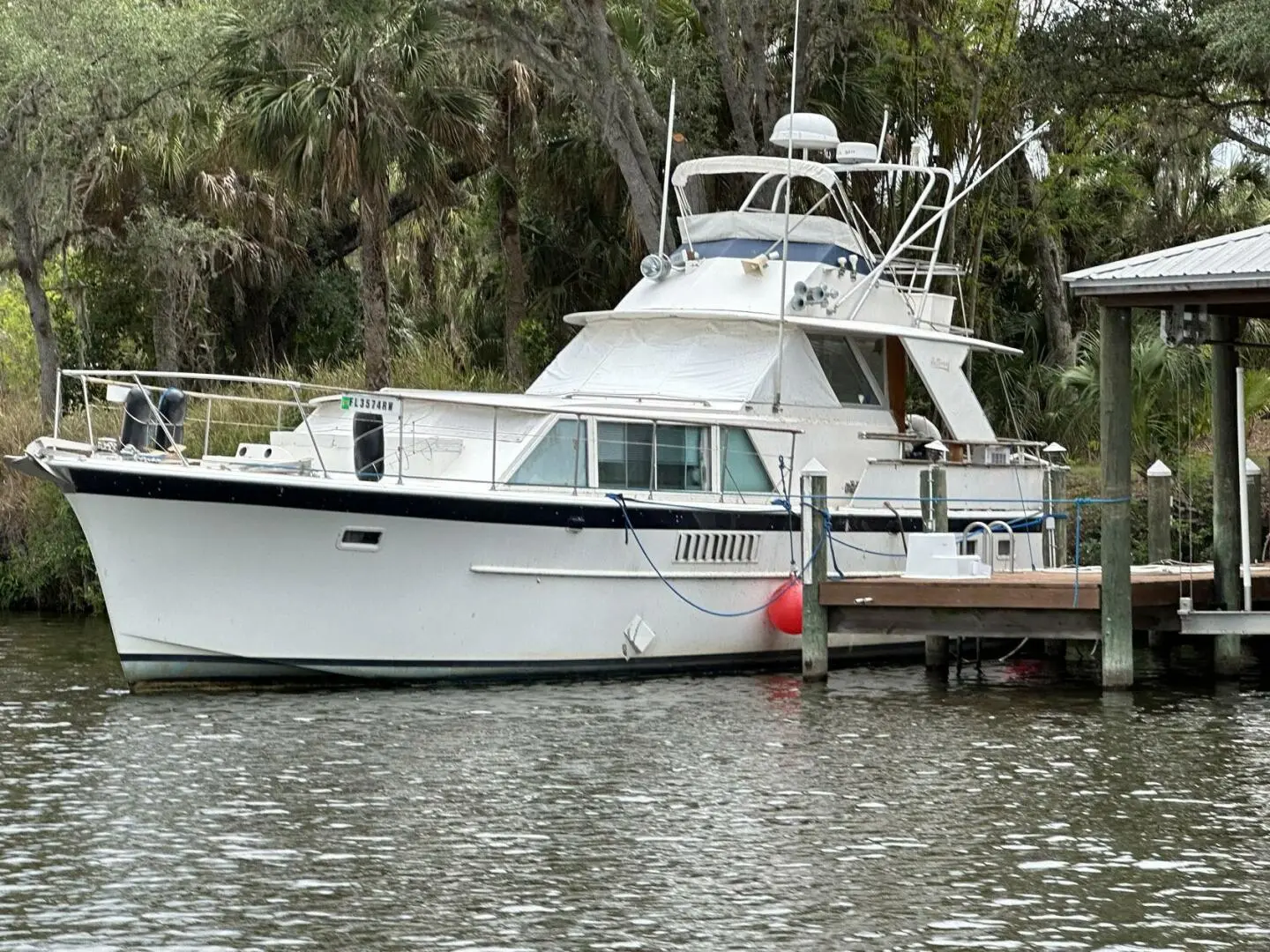 1970 Hatteras tri-cabin