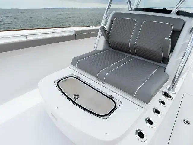 Valhalla Boatworks V41 Center Console