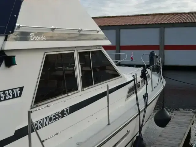 Princess 37 Flybridge