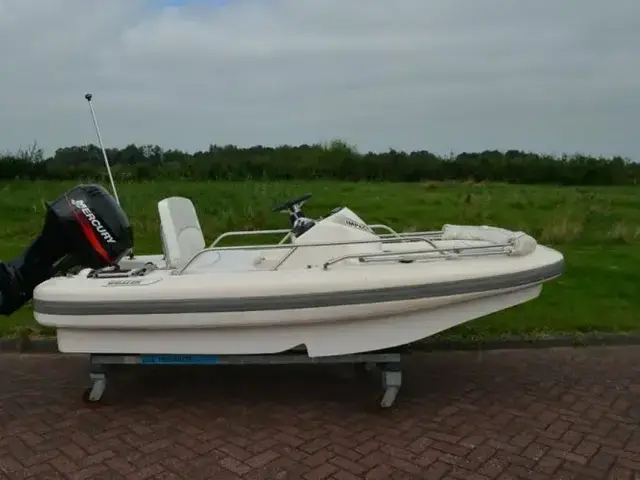 Boston Whaler 120 Impact