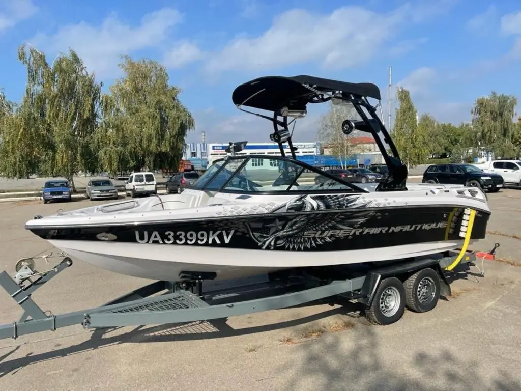 2011 Nautique super air 210