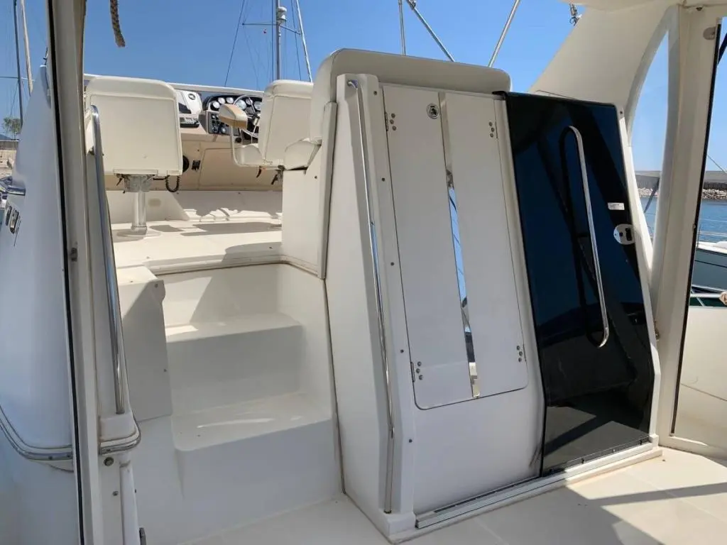 2005 Carver 41 motoryacht