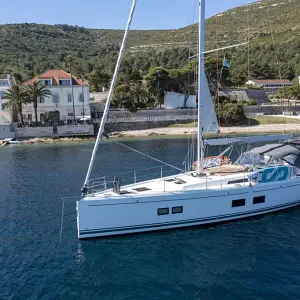 2019 Hanse 548