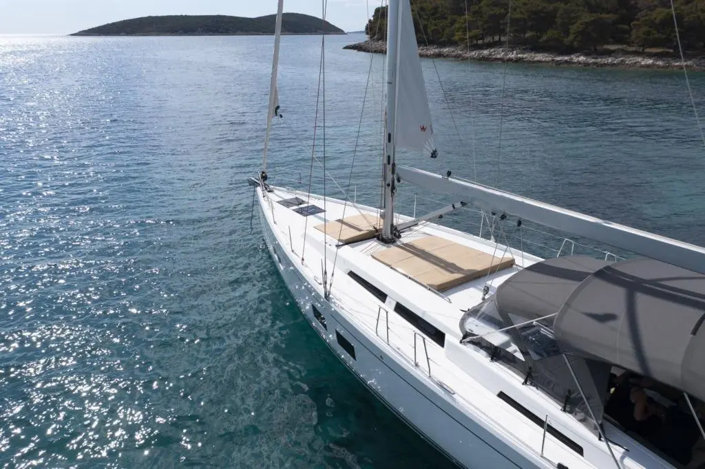 2019 Hanse Yachts 548