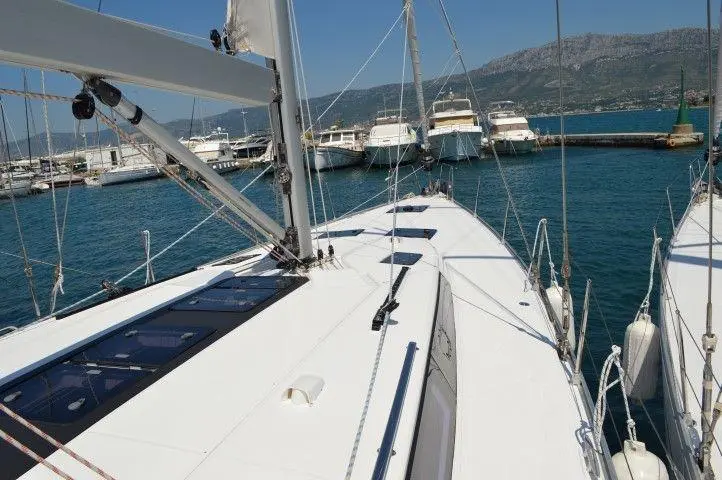 2015 Bavaria cruiser 56