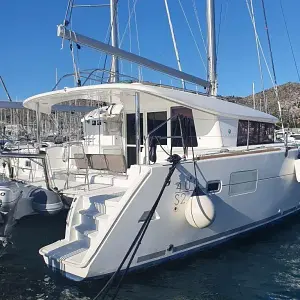 2016 Lagoon 400 S2