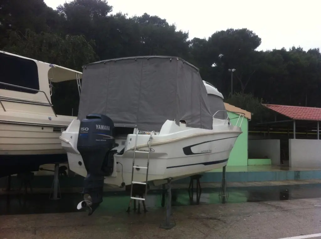 2011 Beneteau antares 750