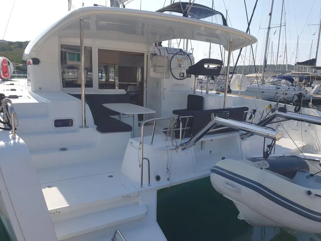 2019 Lagoon 40