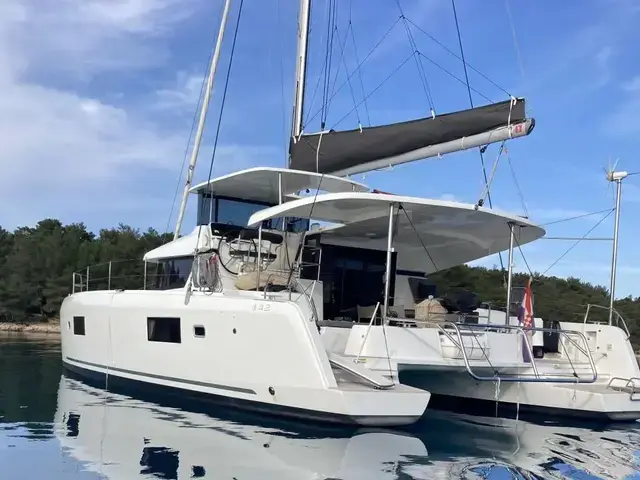 Lagoon 42