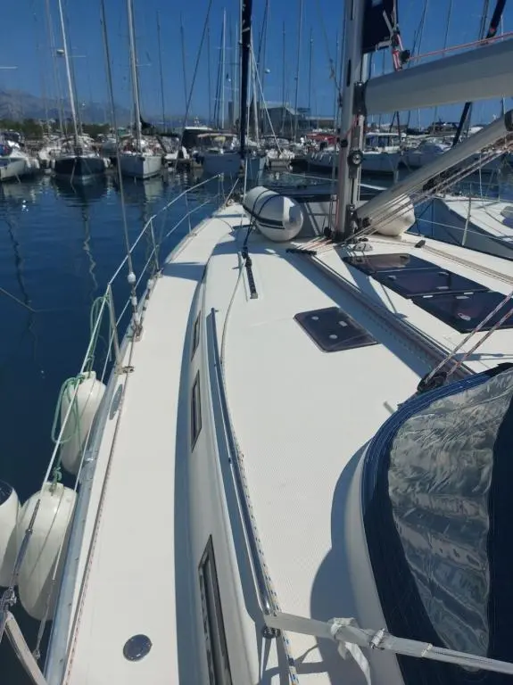 2011 Bavaria 45 cruiser