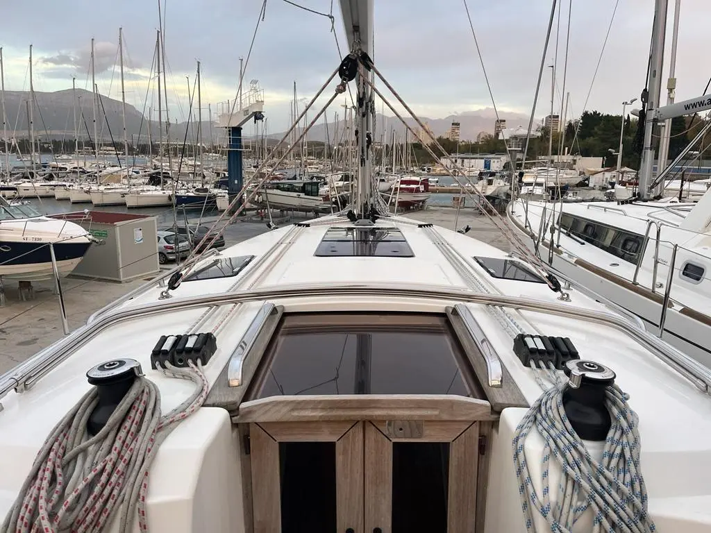 2020 Bavaria 37 cruiser