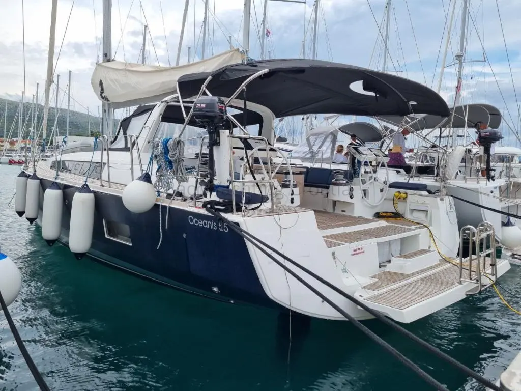 2017 Beneteau oceanis 55