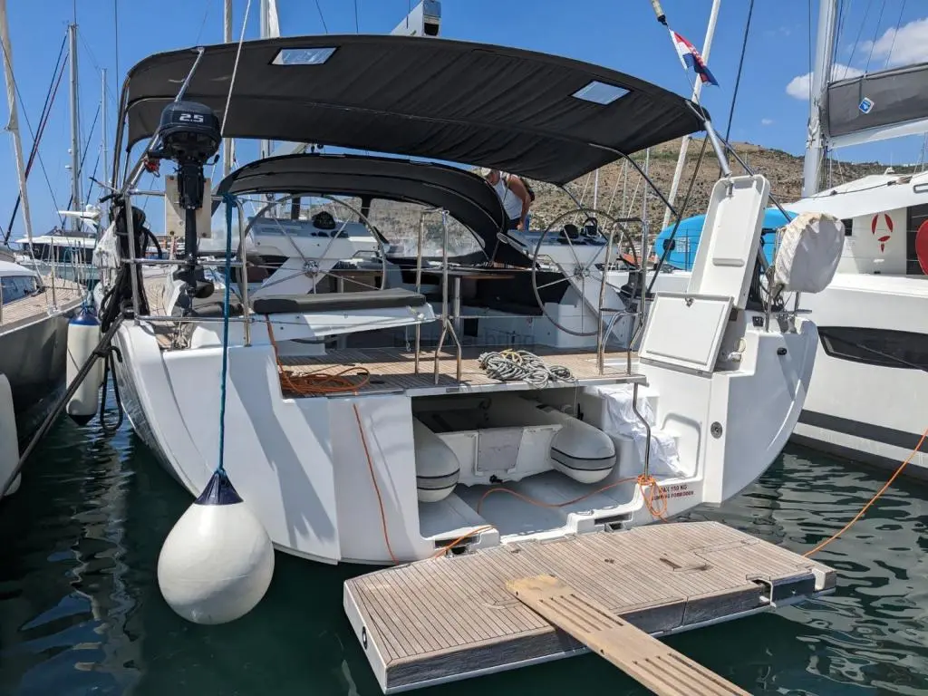 2019 Volvo Penta 588