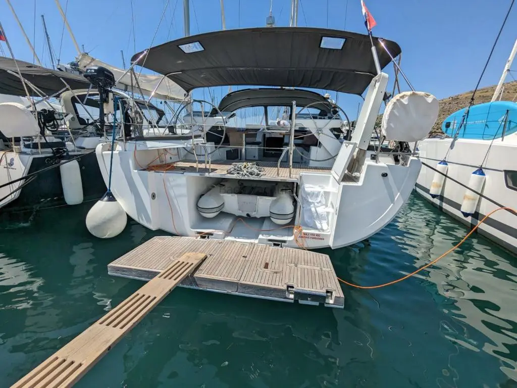 2019 Volvo Penta 588