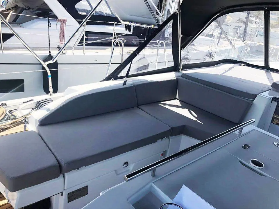 2019 Beneteau oceanis 461