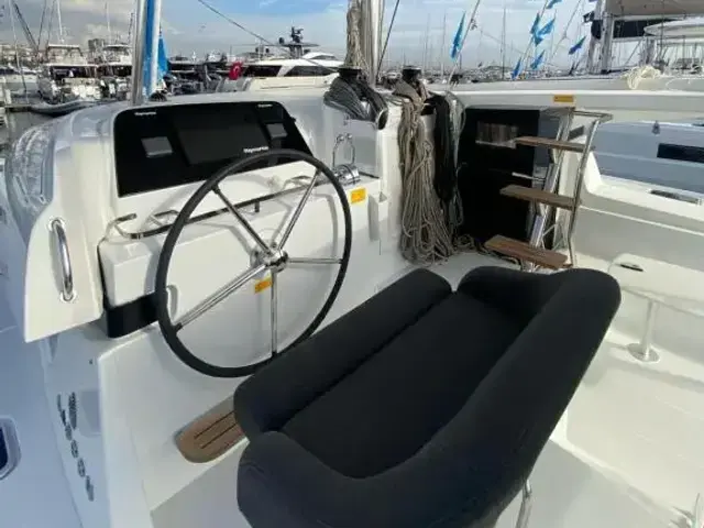 Lagoon 42