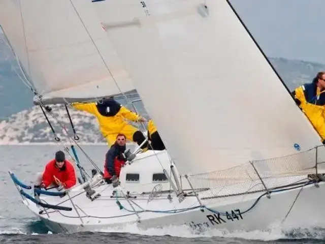 Beneteau First 40.7