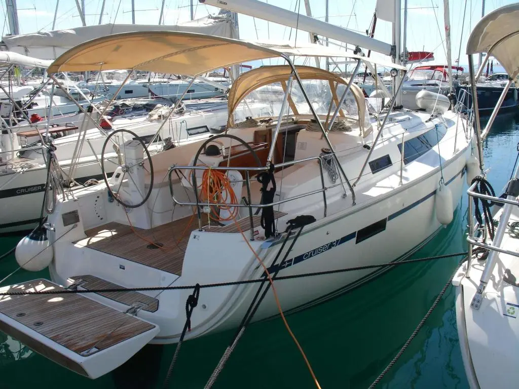 2018 Bavaria 37 cruiser