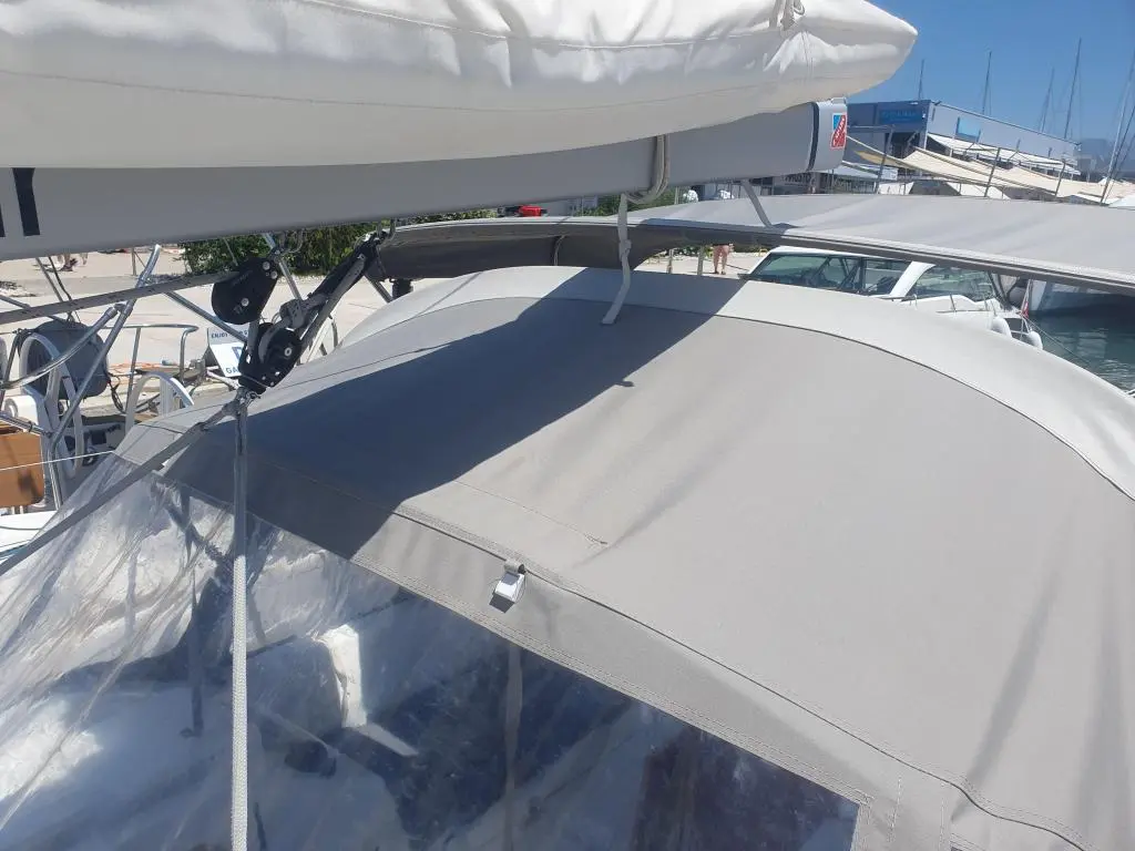 2022 Beneteau oceanis 30.1