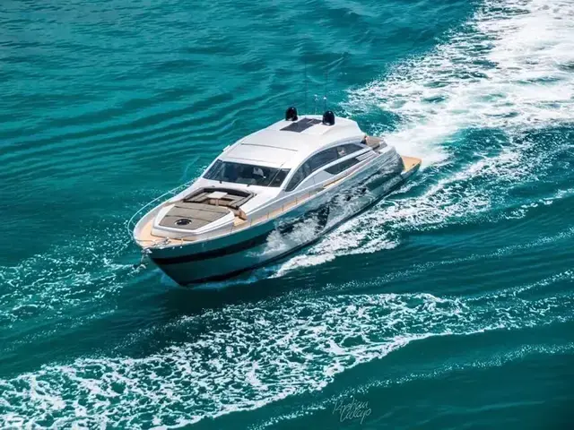 Pershing 80