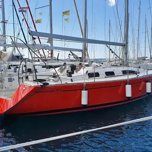 2011 Salona 37