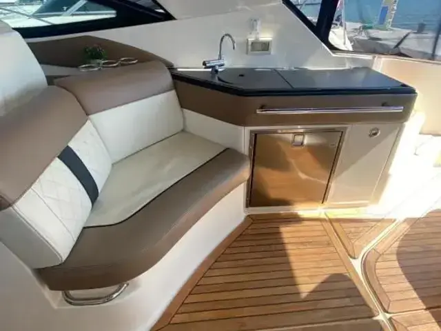 Sea Ray Sundancer 320