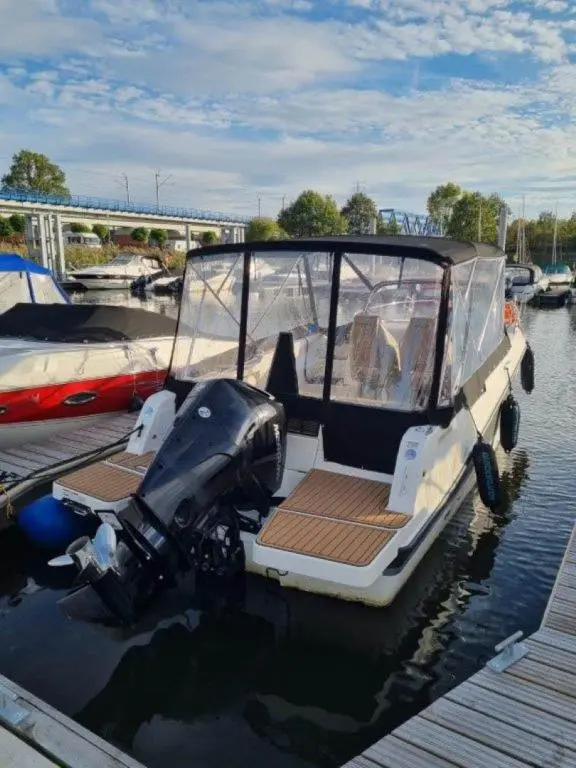 2022 Quicksilver 755 sundeck