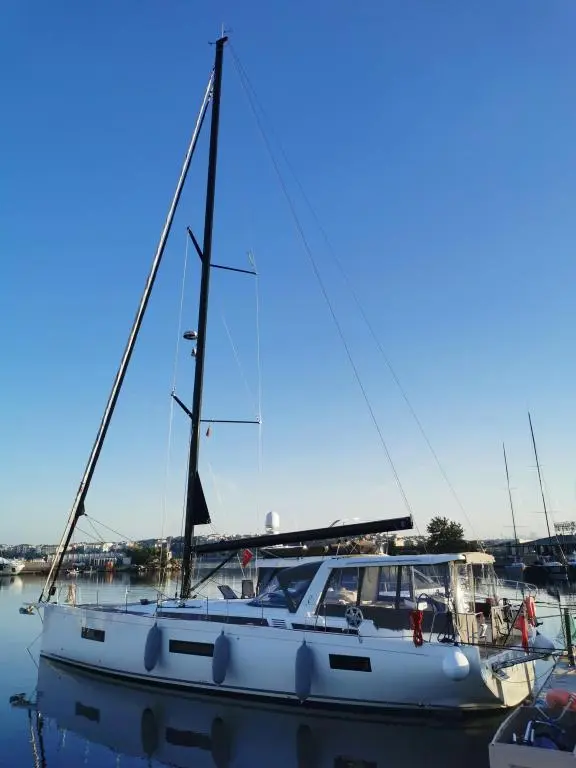 2023 Beneteau oceanis 60