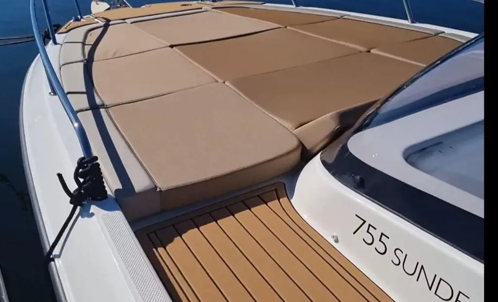 2022 Quicksilver 755 sundeck