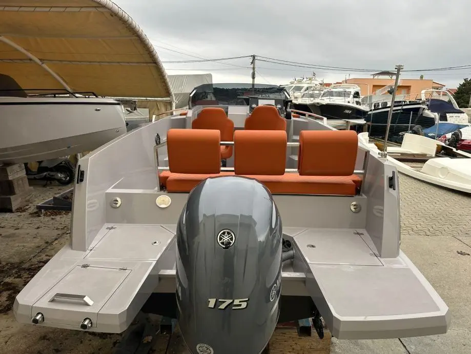 2024 Yamaha piculjan squama 21 sundeck