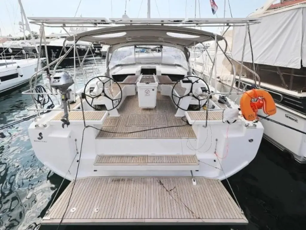 2019 Beneteau oceanis 461